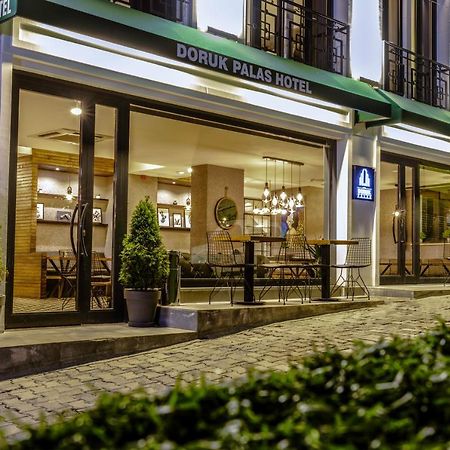 Doruk Palas Hotel Istanboel Buitenkant foto