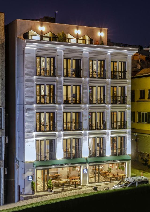 Doruk Palas Hotel Istanboel Buitenkant foto