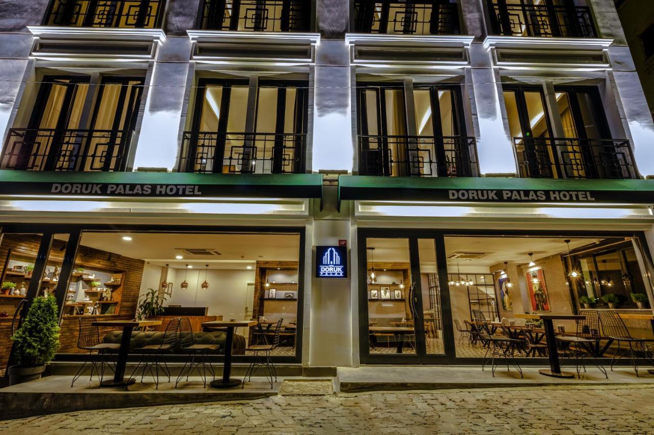 Doruk Palas Hotel Istanboel Buitenkant foto